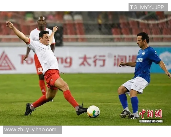 全球足坛之巅:谁才是当今最伟大的足球球星引领者 全球足坛之巅:谁才是当今最伟大的足球球星引领者